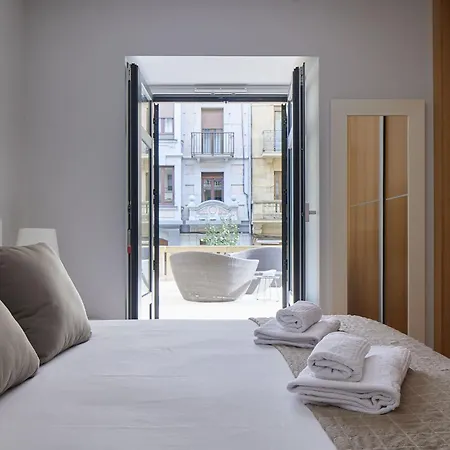 The Collection - Aura